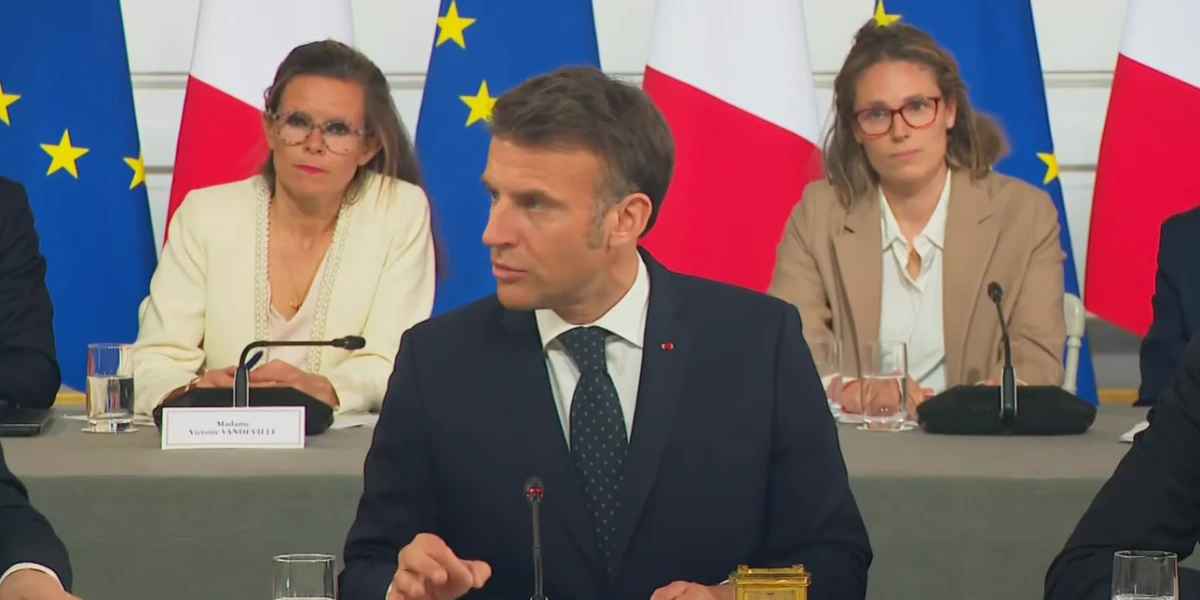 Tarifs américains : Emmanuel Macron appelle à une riposte européenne unie face à une « décision brut...