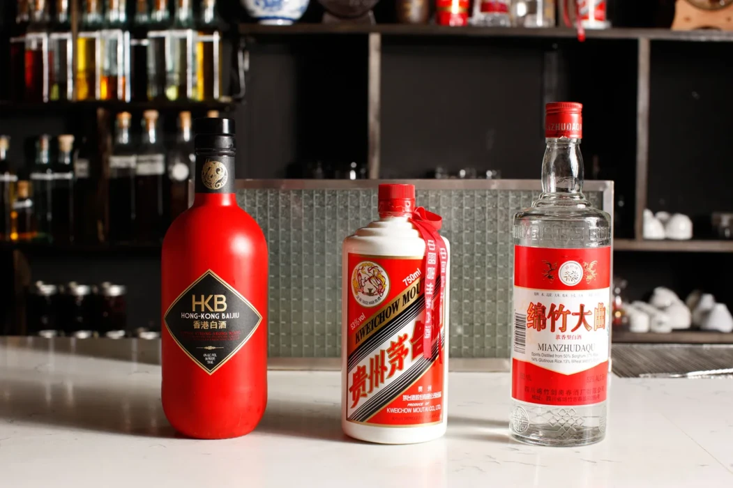 Le baijiu, l'alcool le plus consommé au monde et totalement inconnu en occident
